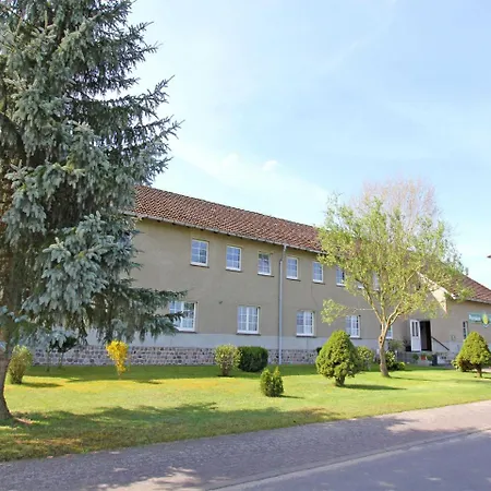 Apartment Qualzow See 5450