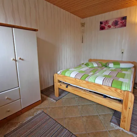 Qualzow See 5450